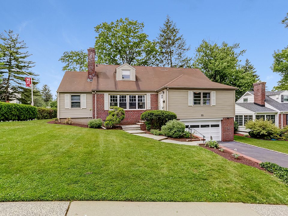 1st image of 72 Raymond Ave