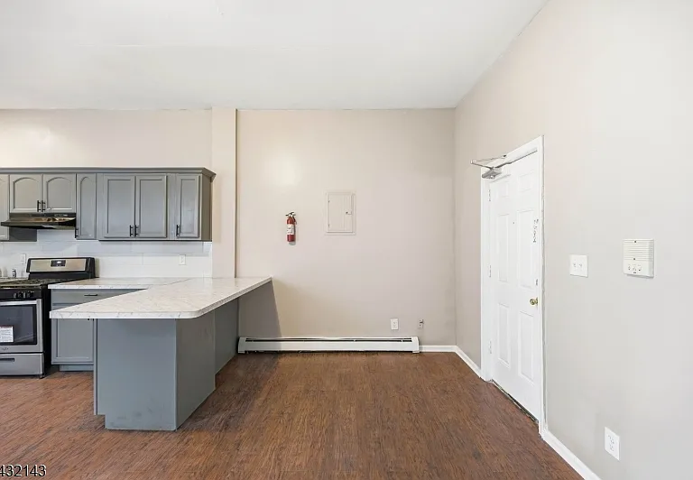 169 Mount Prospect Ave — Photo 4