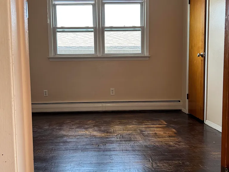 108 Evergreen St #2 — Photo 15