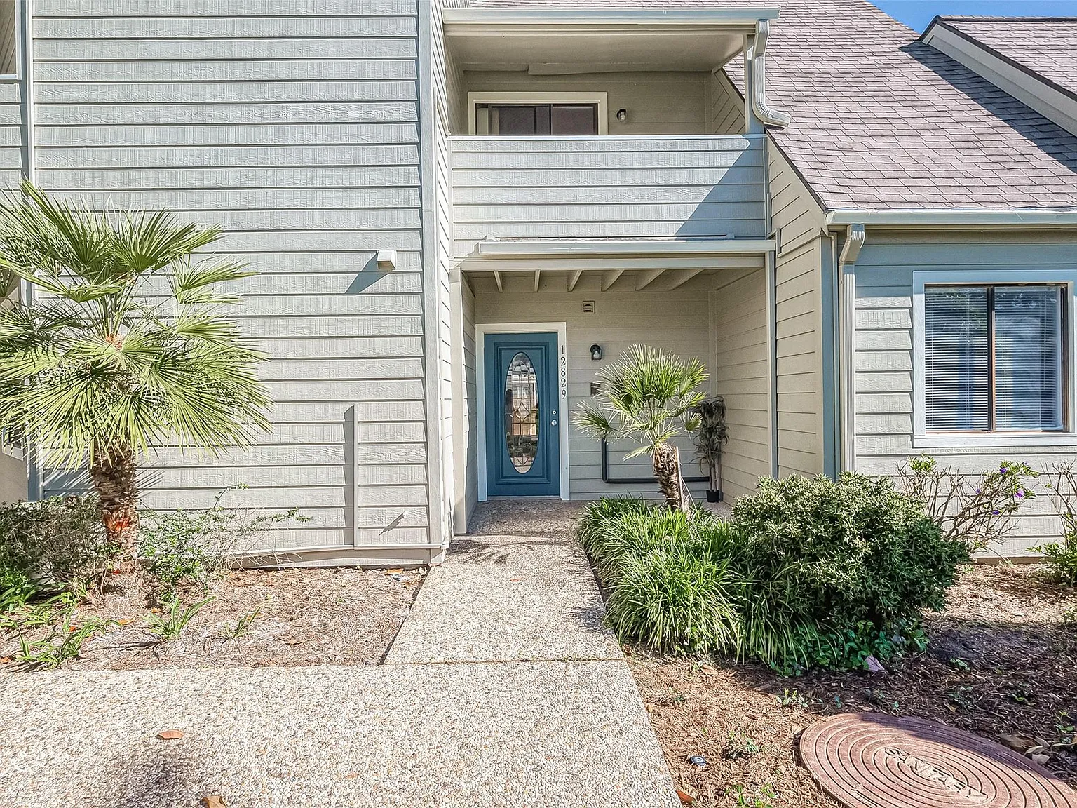 2 bed, 2.5 bath, 1259 sqft, $1,595 — Photo 2