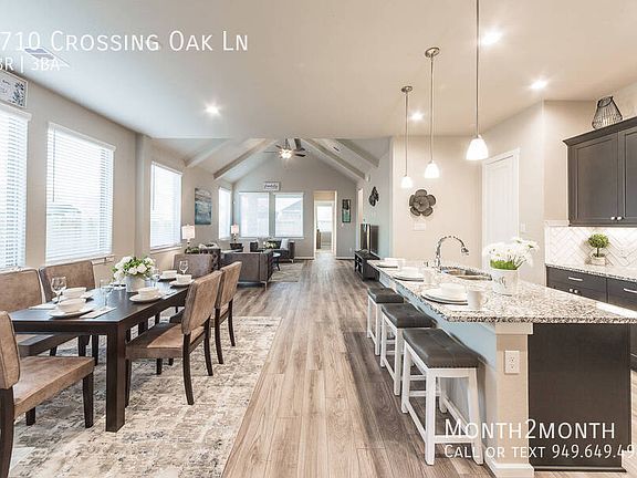 5th image of 8710 Crossing Oak Ln