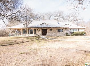 277 Howard Rd, Gonzales, TX 78629