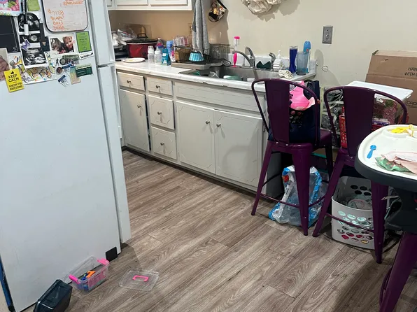 240 S Main St APT 4, Manville, NJ 08835