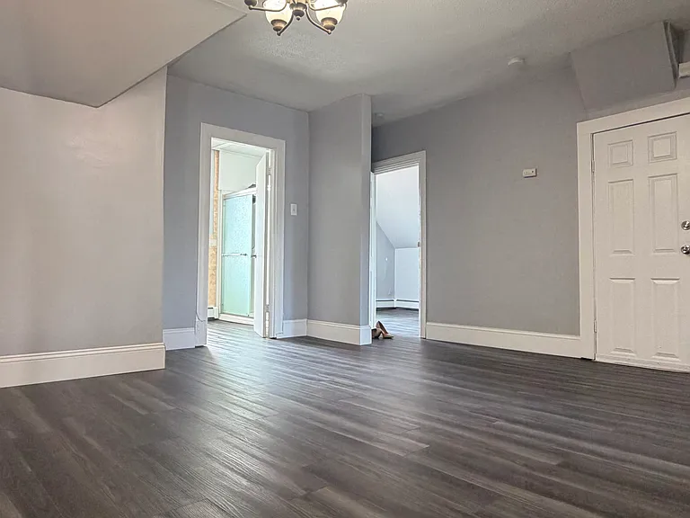 174 Potters Ave #2 — Photo 5