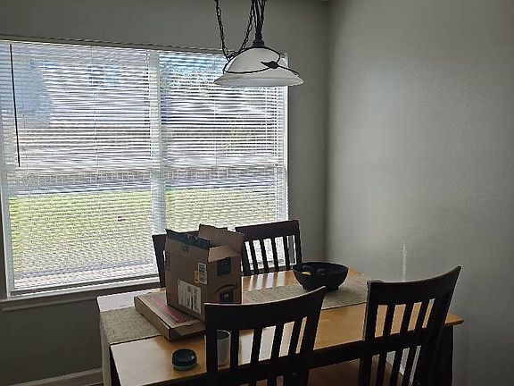 dining_area_walls_0 (1)_11072025