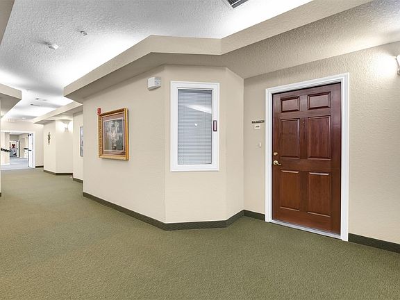 5th image of 2803 Kings Crossing Dr APT 205