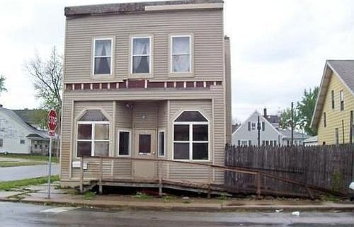 1st image of 623 S Olive St