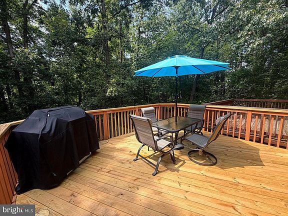 3rd image of 7044 Timberfield Pl
