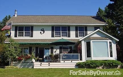 House - Lakeside
						:
						Deck furniture may be included
