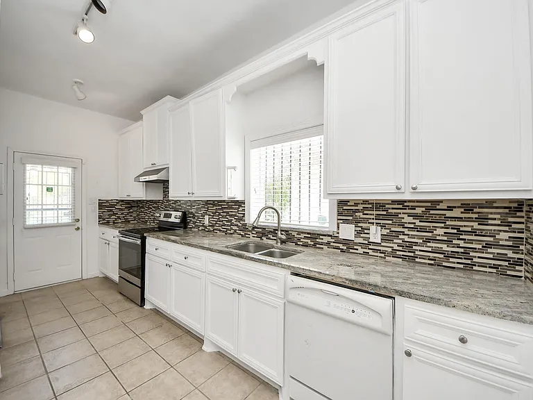 4112 Meyerwood Dr — Photo 27