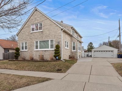 9828 West Montana AVENUE, West Allis, WI, 53227