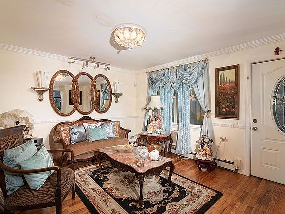 5th image of 301 Thomas S Boyland St