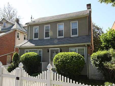 2nd image of 17316 Linden Blvd