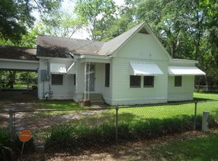 1831 Clark St, Pine Prairie, LA 70576