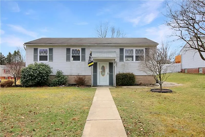 430 Alpine Village Dr photo 1