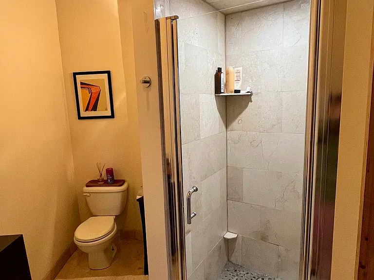 1049 N Paulina St #2A — Photo 15