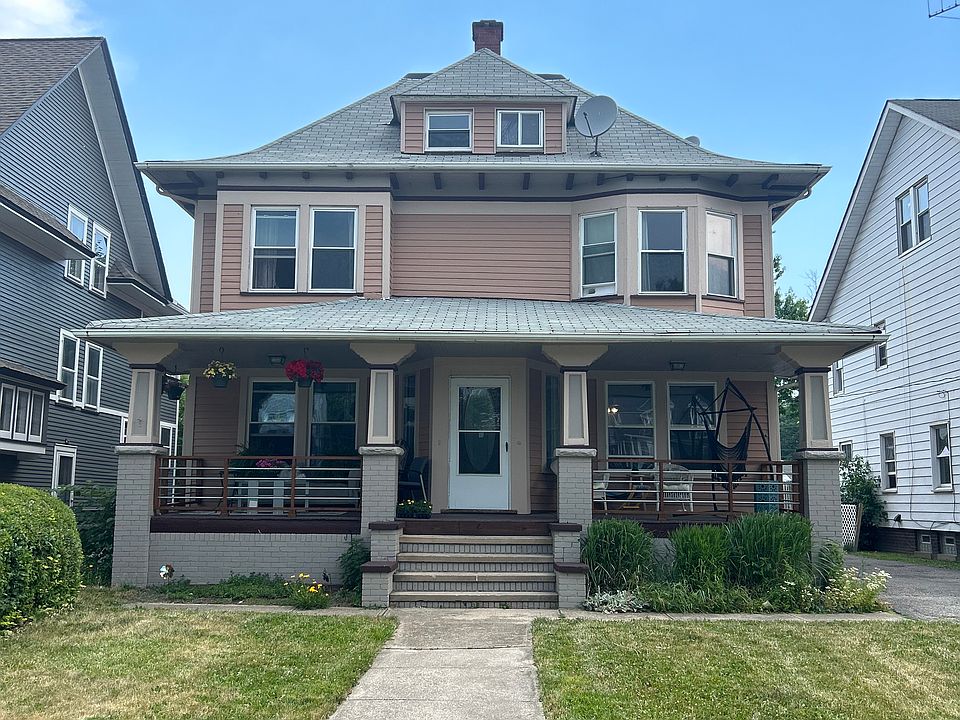 1st image of 14626 Clifton Blvd
