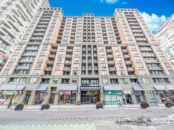 140 Simcoe St, Toronto, ON