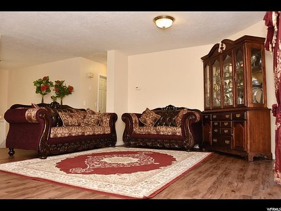 4th image of 319 E Mansfield Ave