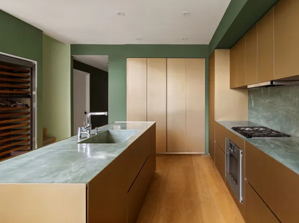 456 West 19th Street image 5 of 11