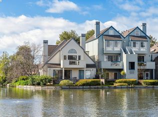 4 Invincible Ct #D42, Alameda, CA 94501