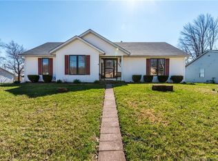 3848 Booker Ave, New Albany, IN 47150