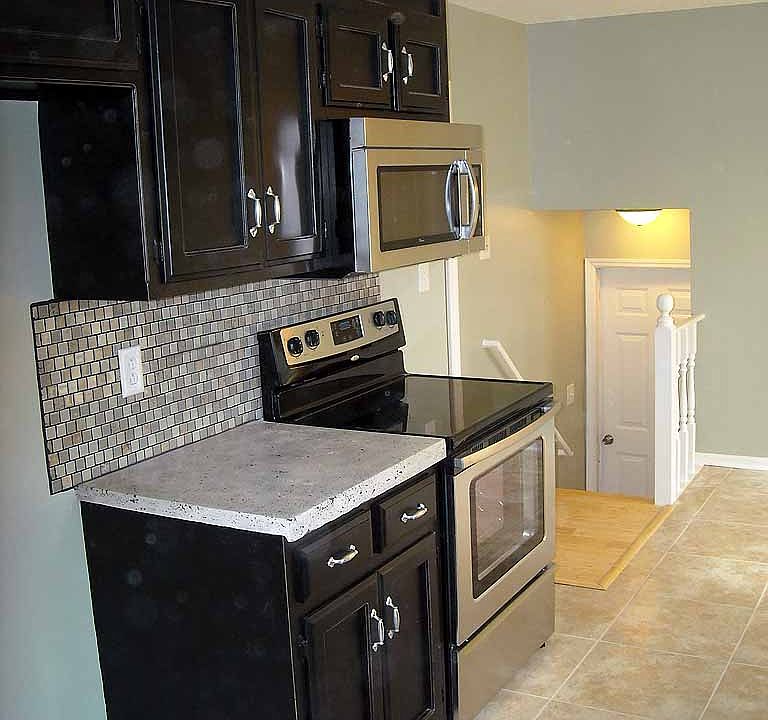 2nd image of 3811 Gardenside Dr NW