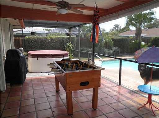 3rd image of 19859 Gardenia Dr