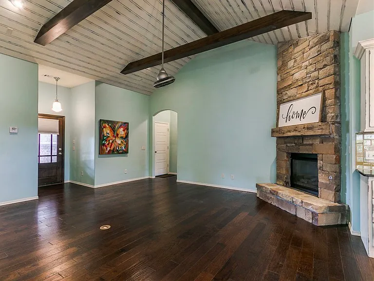 4933 Yellow Woods Way — Photo 5