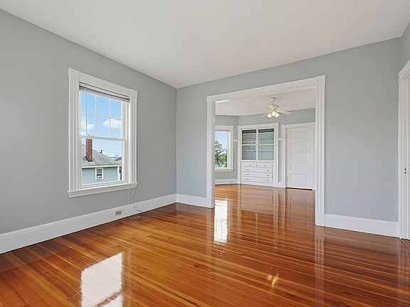 5th image of 2 Edgar Ter APT 3