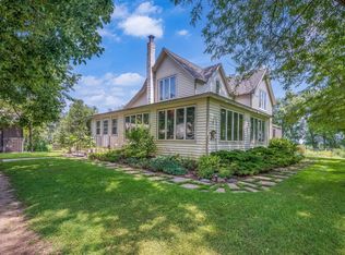 45037 180th St, Sleepy Eye, MN 56085