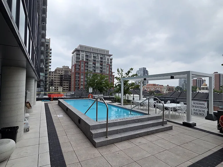 370 Martha St #301 — Photo 22