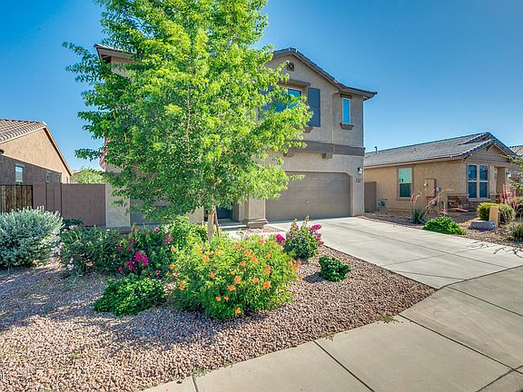 3rd image of 40803 W Wade Dr