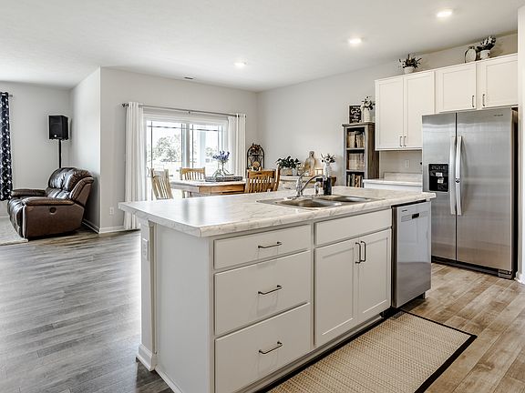 5th image of 2227 Gambel Ln