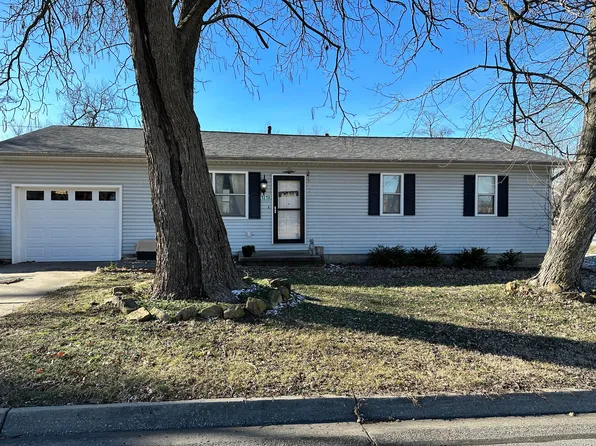 1219 N Colorado Street, Nevada, MO 64772