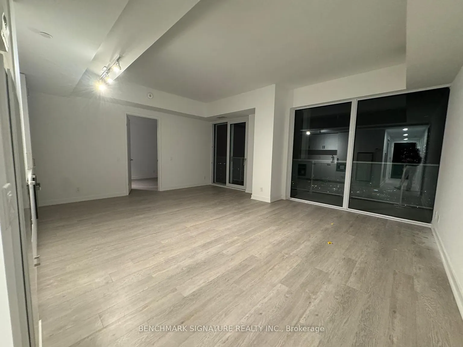 3 bed, $4,250 — Photo 3
