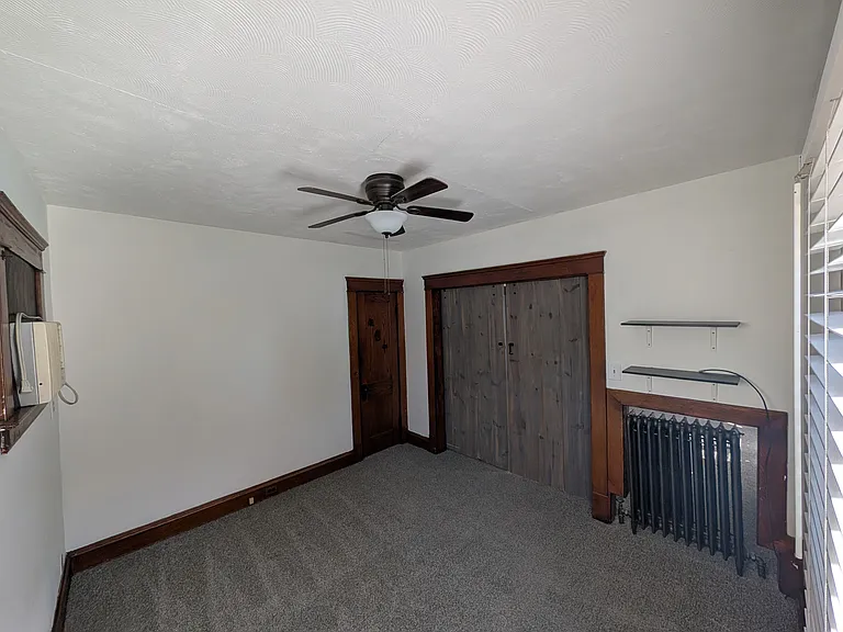17422 Northwood Ave — Photo 5