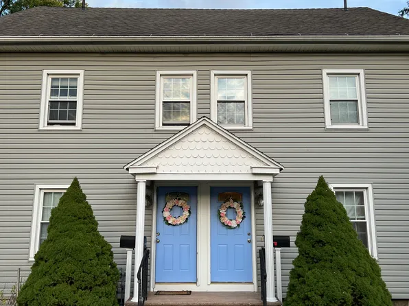 (undisclosed Address), Glastonbury, CT 06033