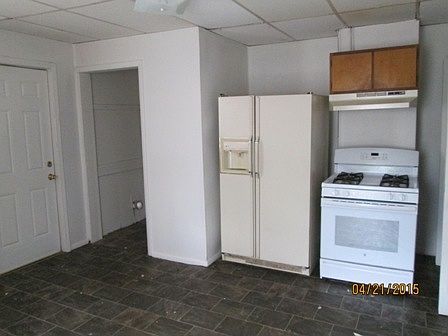 2nd image of 227 E 15th St