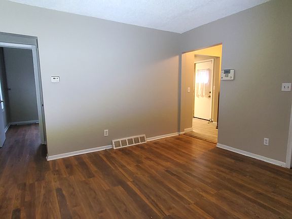 Living Room - 3rd view