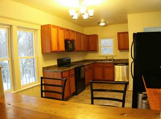 201 North Ave, Cascade, WI 53011