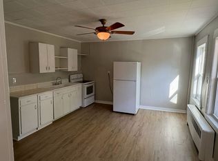 186-196 South Main Street, Suffield, CT 06078