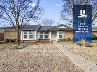 2101 High Summit Dr, Garland, TX 75041