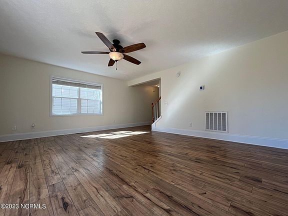 4th image of 117 Lightwater Dr