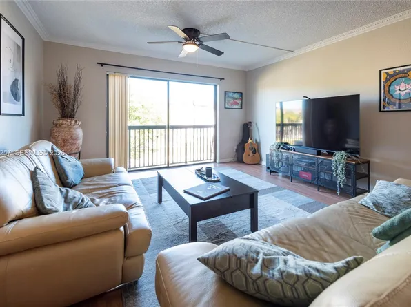 4975 E Sabal Palm Blvd APT 309, Tamarac, FL 33319