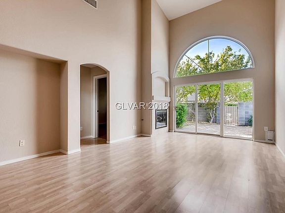 4th image of 10202 Juniper Creek Ln