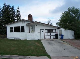136 E Oakland St, Rapid City, SD 57701