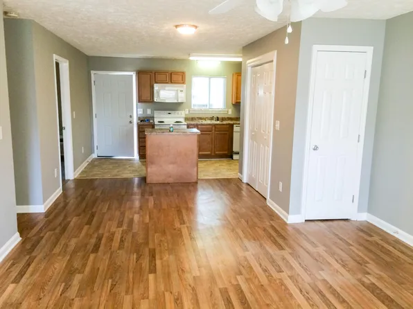 500 E Lauderdale St, Tullahoma, TN 37388