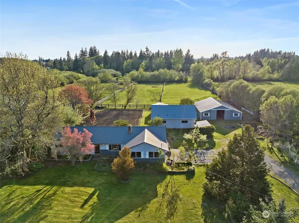 517 N 17th Street, Elma, WA 98541