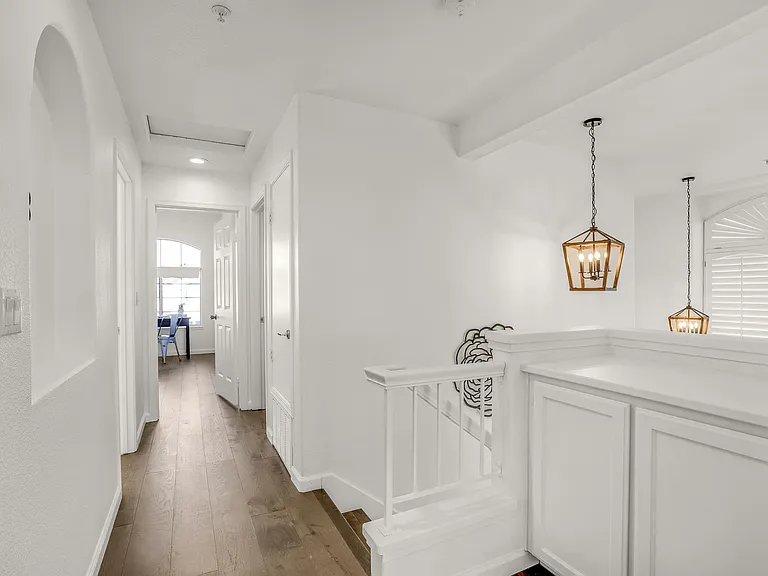 8516 Peachtree Ave — Photo 12